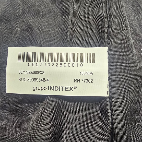 Zara Women's Black Velvet Puff Crop Jacket XS Zip Front Pockets Lined - Picture 6 of 7